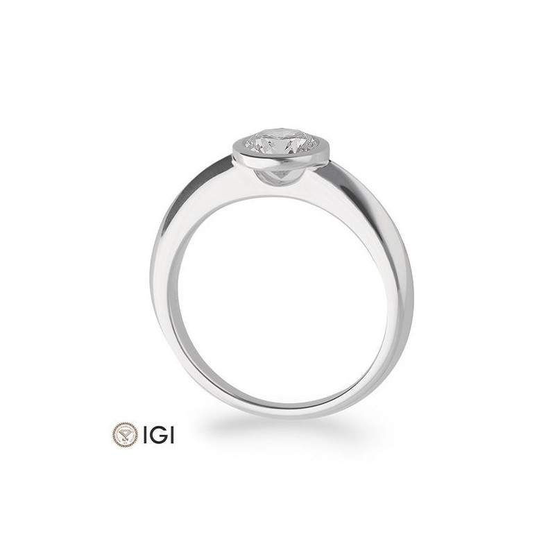 Solitärring aus Weißgold mit rundem Diamanten