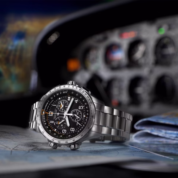 Hamilton X-Wind GMT Chrono Quarz – Bild 2