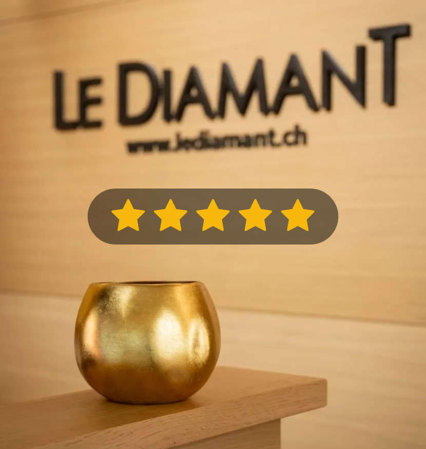 Logo Le Diamant sur mur avec pot doré évalué cinq étoiles