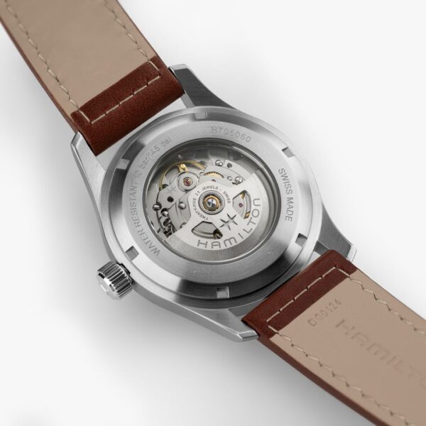 Montre Hamilton Khaki Field Auto Date 42mm, dos visible.