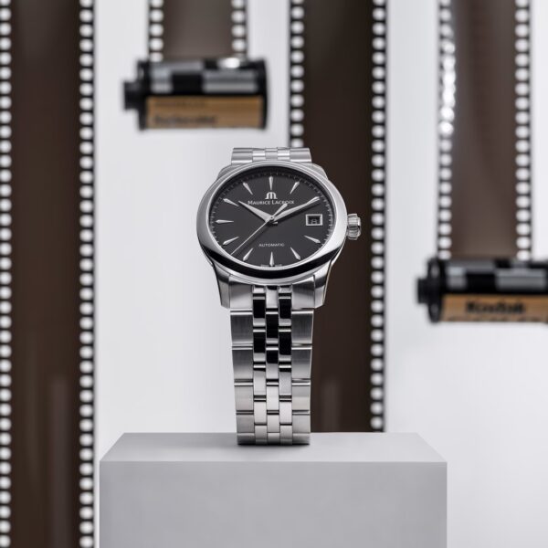 Montre Maurice Lacroix 1975 Automatic 40mm sur podium