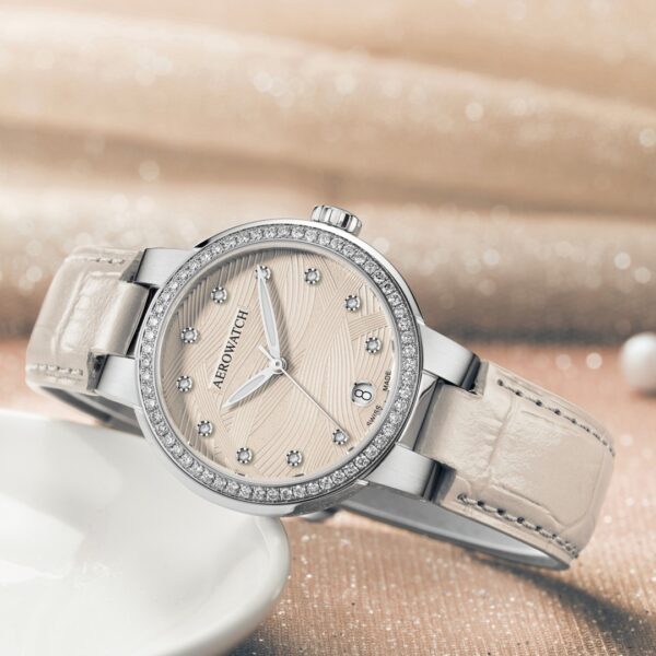 Aerowatch Harmonie Lady Automatic Diamonds Beige 35mm – Image 2