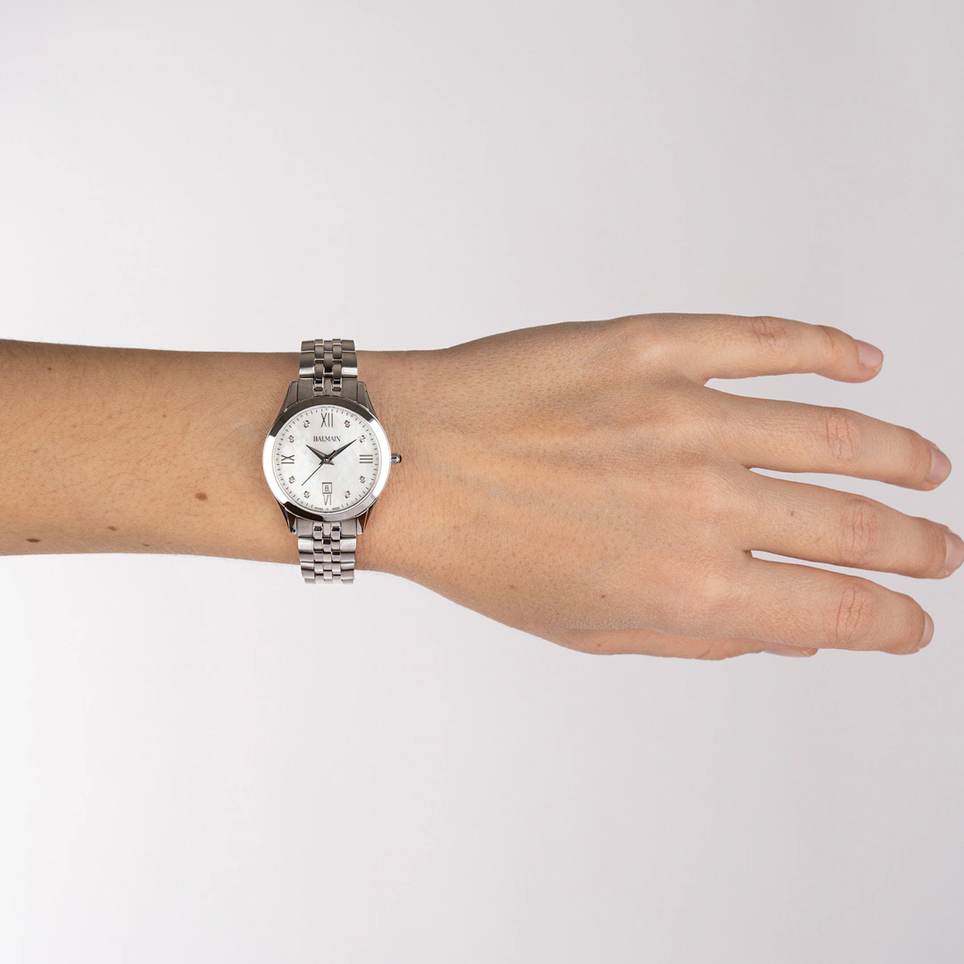 Montre Balmain Classic R | 30 mm | diamants au poignet