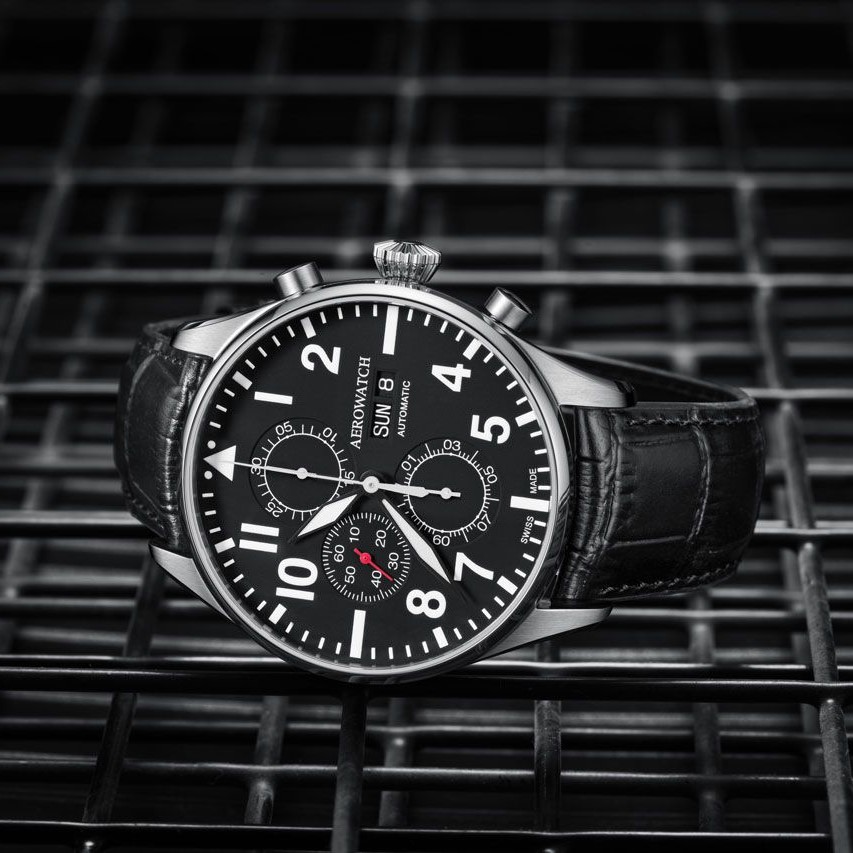 Aerowatch Les Grandes Classiques Pilot Automatic Chrono Day-Date Schwarz – Bild 5