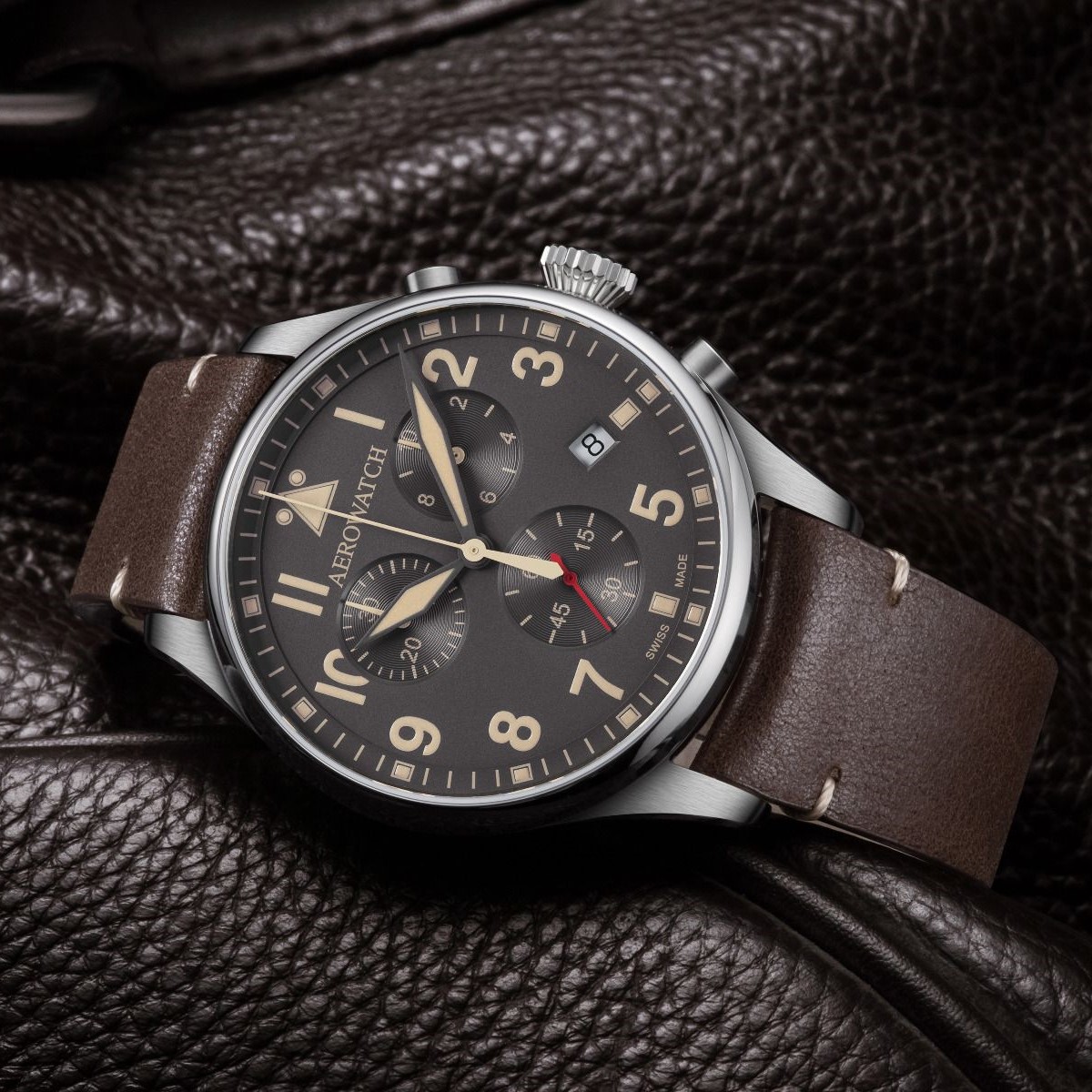 Aerowatch Les Grandes Classiques Aviator Chrono 42mm – Bild 2