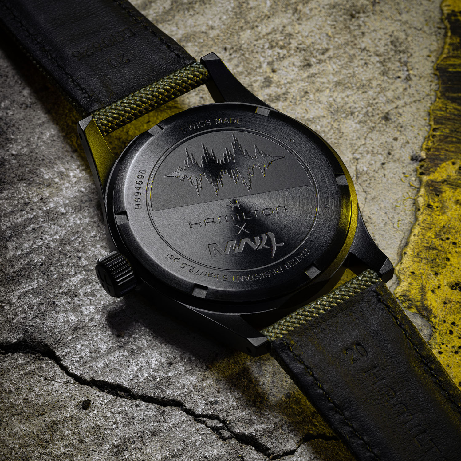 Fond de montre Hamilton x NAA noire gravé